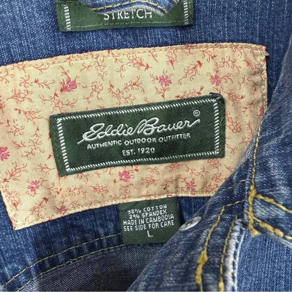 Eddie Bauer cotton blend Jean Stretch Darker Blue Classic Denim Jacket L